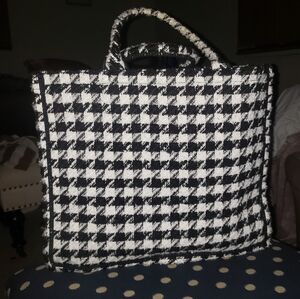 Ophelia & Co. Black & White Tote